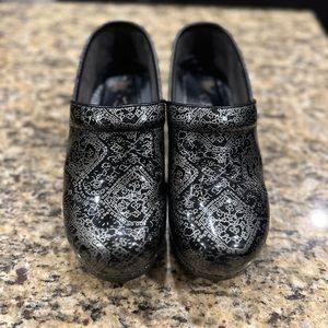 Dansko Clogs-Size 40